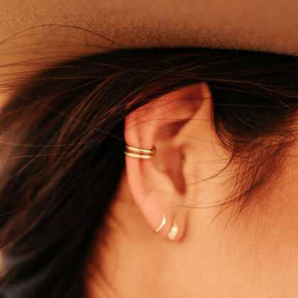 Mauve Jewelry Co. - Queen Gold Filled Double Band Ear Cuff: Gold