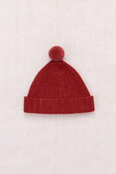 Misha & Puff Garter Hat ~ Garnet
