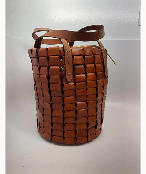 Dragon Diffusion Link Bucket ~ Tan