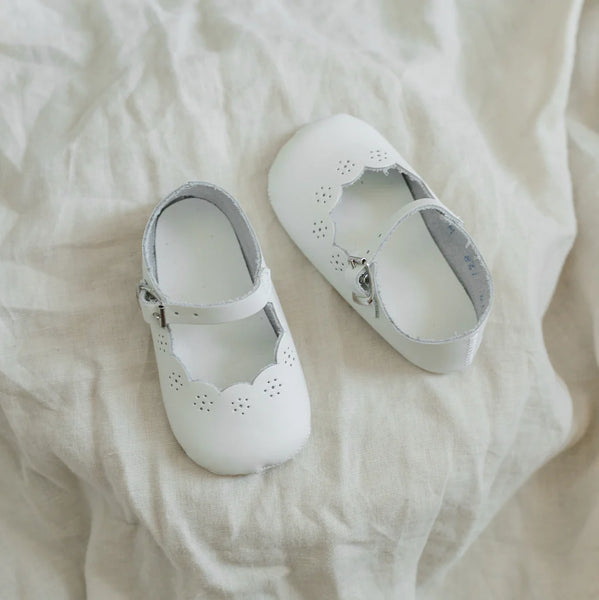 Zimmerman Soft Soled Scallop Mary Jane - White