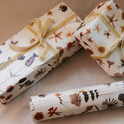 Adelfi - Pressed Flowers Gift Wrap: Roll of 3 sheets