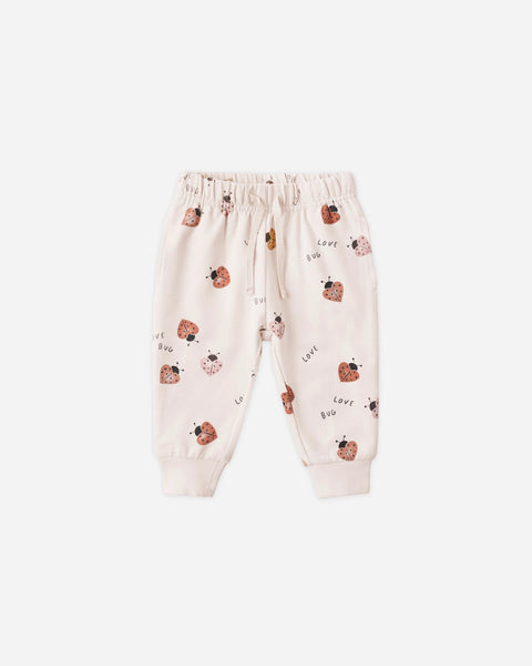 Quincy Mae Relaxed Sweatpant Love Bug ~ Petal