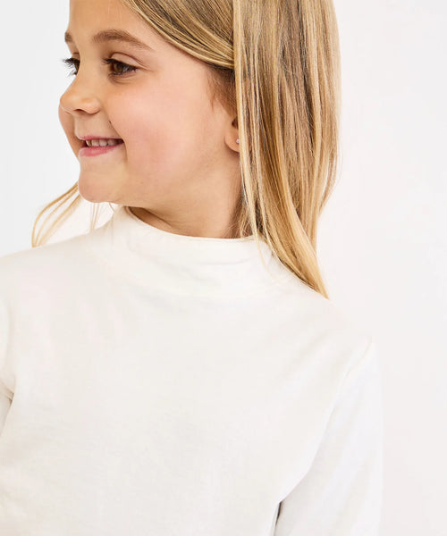 Oso & Me Frank T-Neck ~ Vanilla Piping