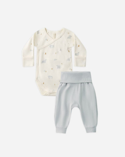 Quincy Mae Side Snap Bodysuit + Pant Set ~ Polar Bears