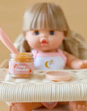 Tiny Harlow Peach jelly food - Jar and spoon
