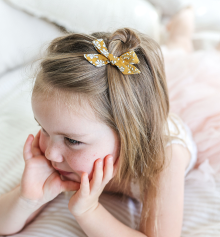 Josie Joan's - Rachel Petite Bow Clip // Josie Joan's