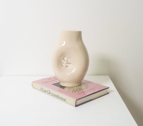Erika Christine Ceramics - Daisy Vase: Cream