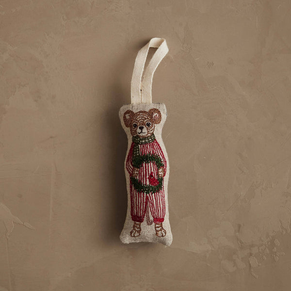 Coral & Tusk - Mouse with Wreath Ornament