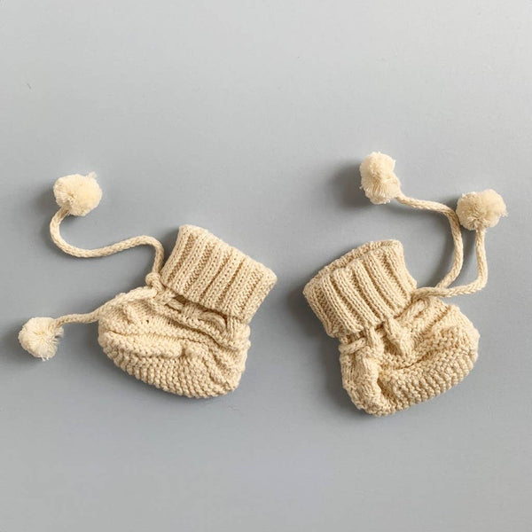 Estella - Organic Hand-Knit Baby Bootie (Machine Washable): Cream