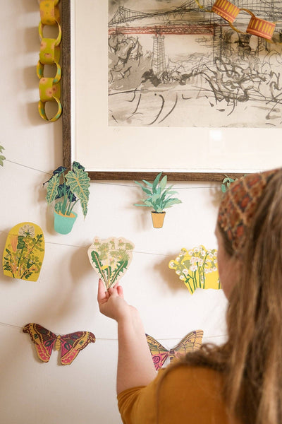 East End Press - SPRING BLOOMS SEWN GARLAND