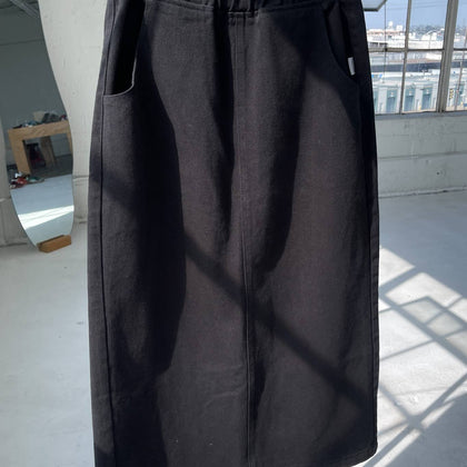 Le Bon Shoppe - Long City Skirt : Black