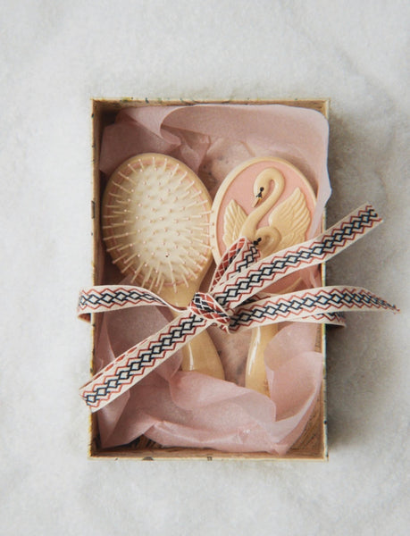 Konges Swan Beauty Set