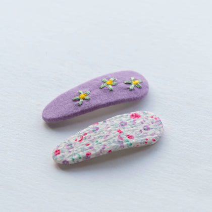 Tangle Shiny Stars - Embroidered non-slip hair clip (violet and flowers)
