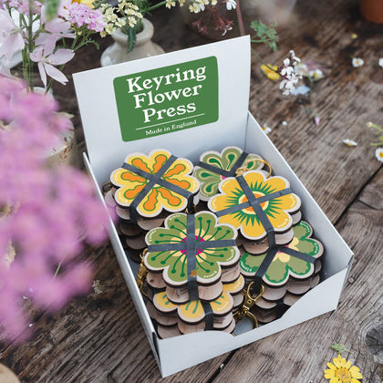 Studio Wald - UK Made - Keyring Flower Press - Greens & Yellows