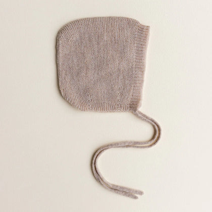 Hvid Bonnet Newborn ~ Sand