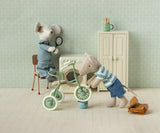 Maileg Tricycle mouse, Big Brother - Brown