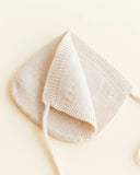 Hvid Baby Bonnet Dolly ~ Cream