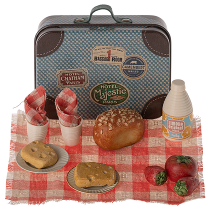 Maileg Picnic Set in Suitcase