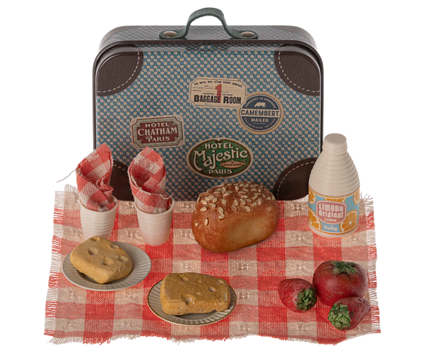 Maileg Picnic Set in Suitcase