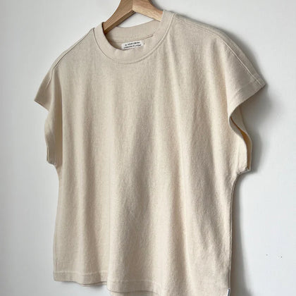 Le Bon Shoppe - Jeanne Tee Naturel