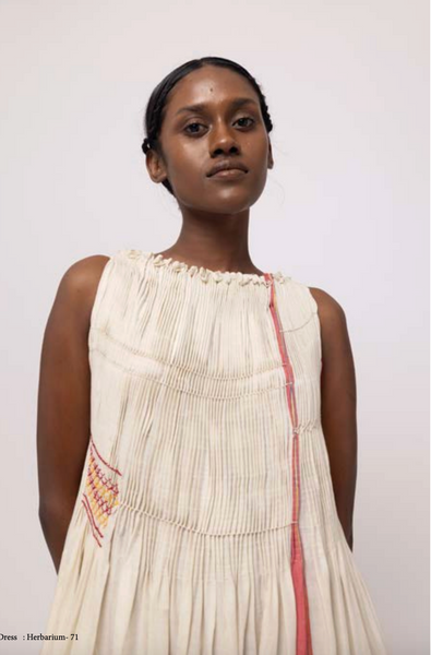 Injiri Herbarium 71 Dress
