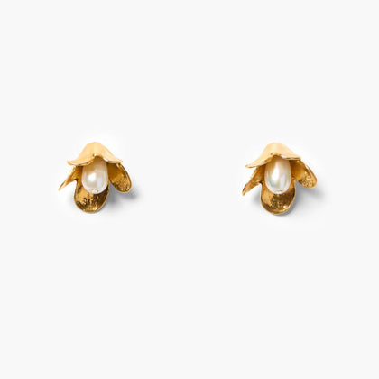 Chan Luu Bellflower Stud Earrings White Pearl