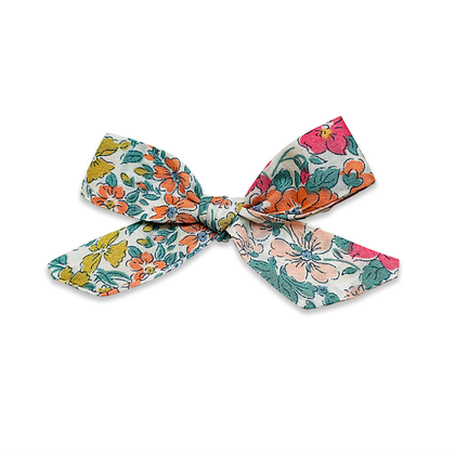 Josie Joan's - Rowie Petite Bow Clip // Josie Joan's 