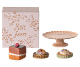 Maileg Mini Cakes and Cakestand