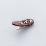 Tangle Shiny Stars - Embroidered non-slip hair clip (Brown and beige)