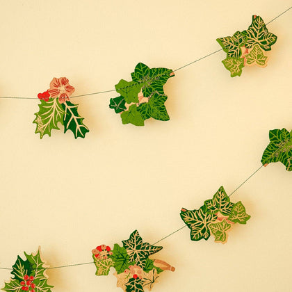 East End Press - Holly and Ivy Sewn Garland