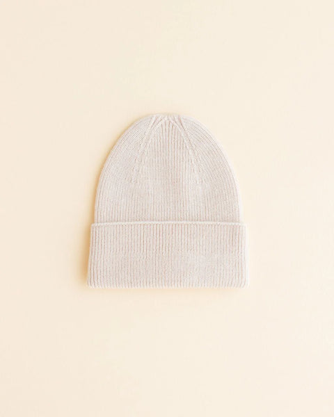 Hvid Beanie Fonzie Newborn ~ Cream