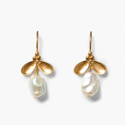 Chan Luu Petal Earrings White Pearl