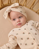 Quincy Mae Hidden Snap Footie ~ Holly Berry