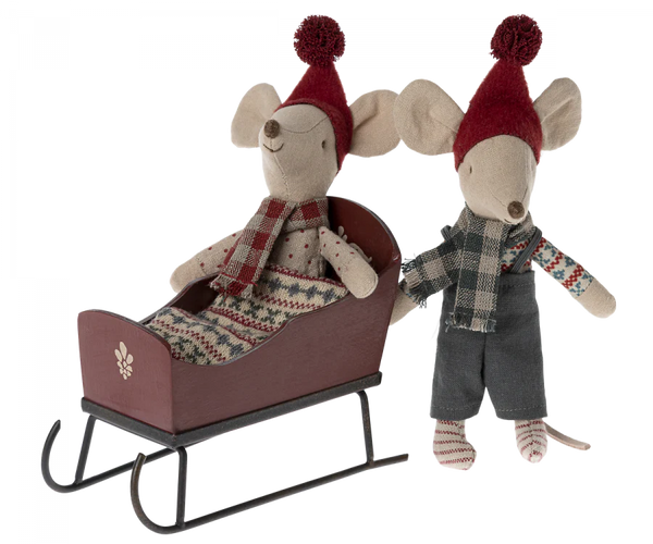 Maileg Sleigh, Mouse ~ Red