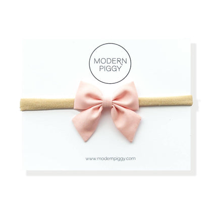 Modern Piggy - Candy Pink | Mini Piggy Bow: Alligator Clip