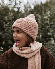 Hvid Beanie Fonzie in Rose | Wee Mondine